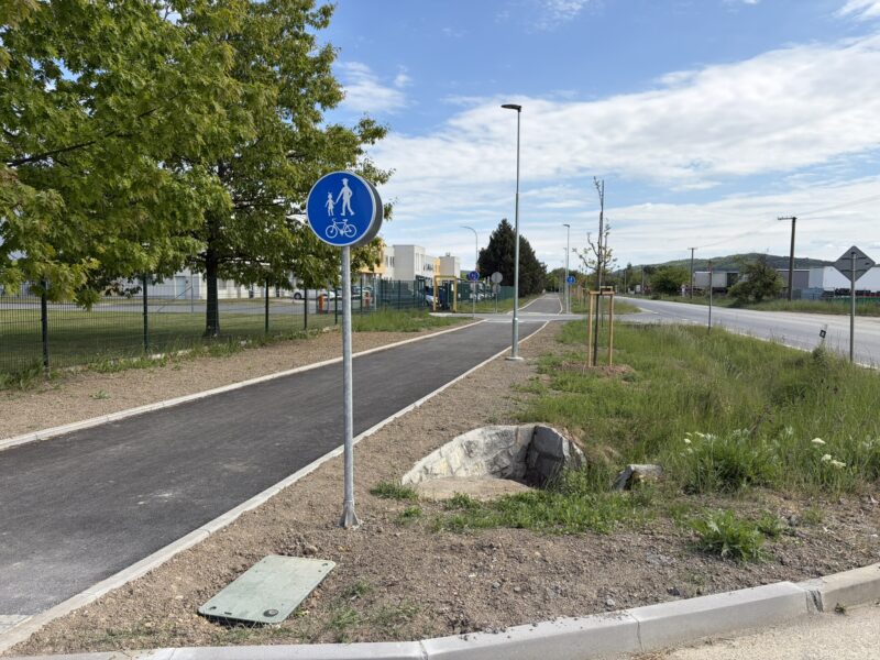 CYKLOSTEZKA Skočice