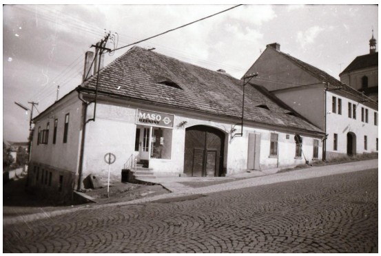 DŮM PŘEŠTÍKA